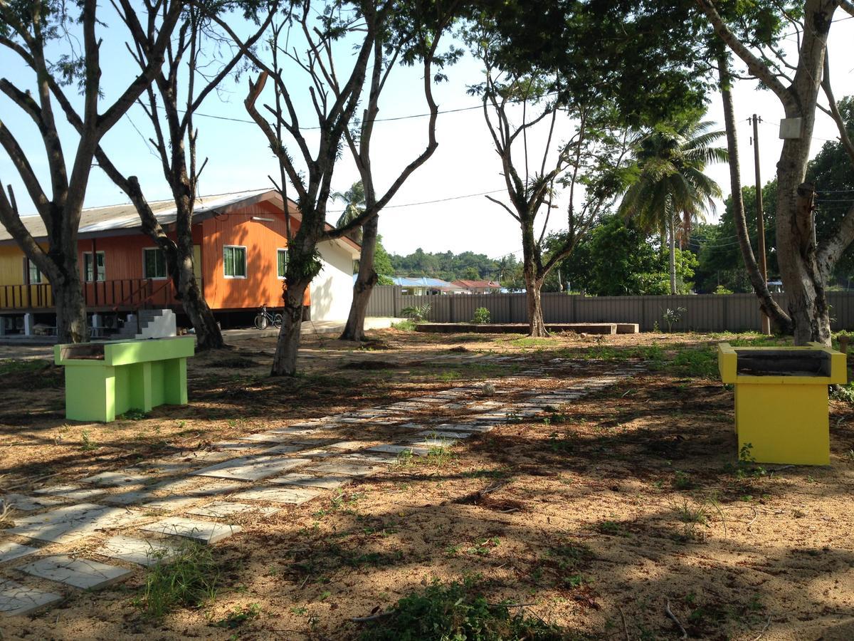First Guest House Kuantan Esterno foto